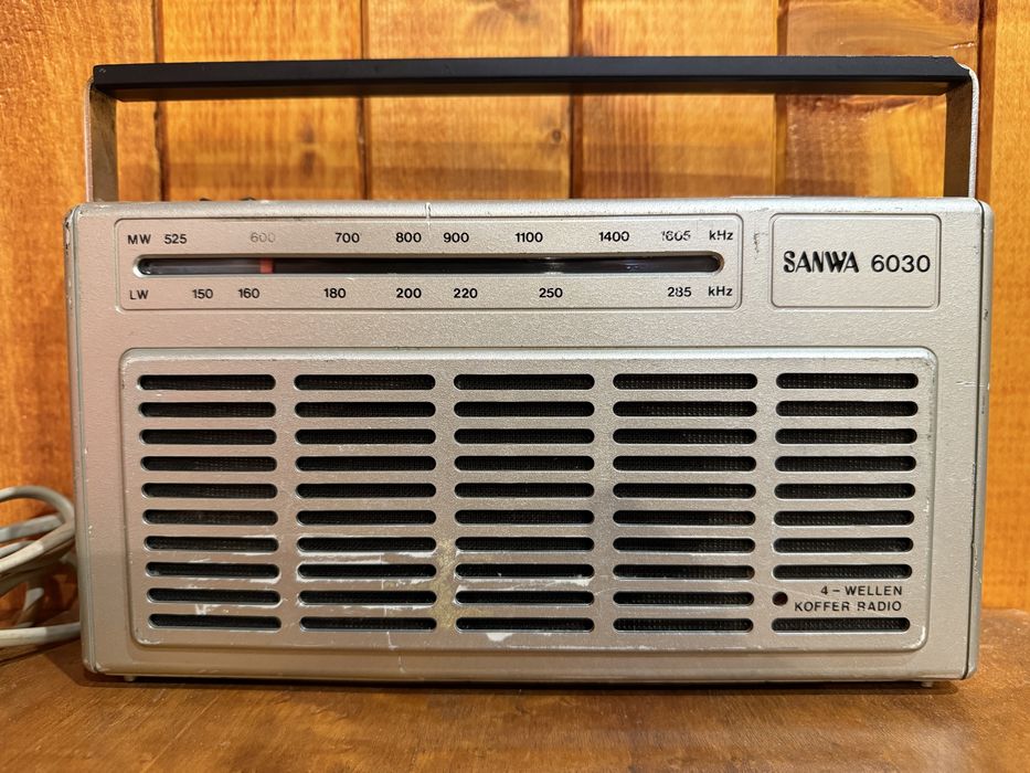 Радио Sanwa 6030