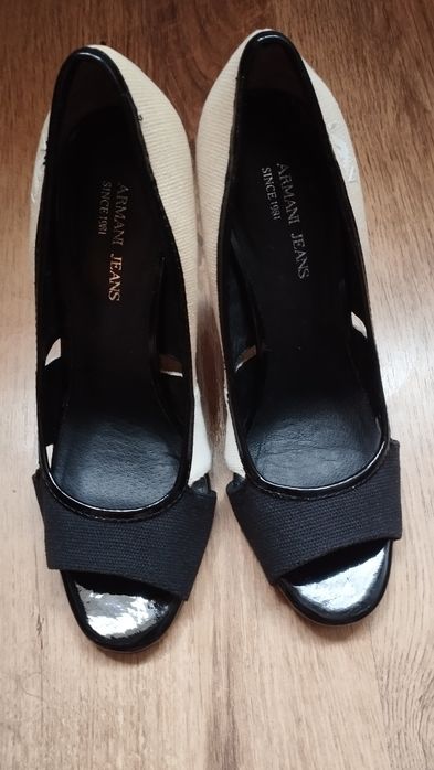 #Armani jeans -обувки на ток