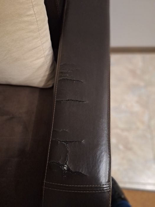 Разтегателен диван