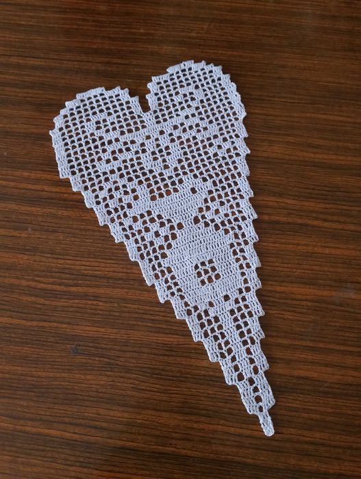 Сердечко салфетка вязаная