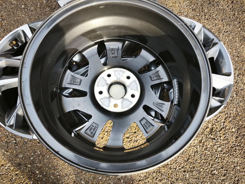 17" оригинални алуминиеви джанти за Hyundai/Kia.