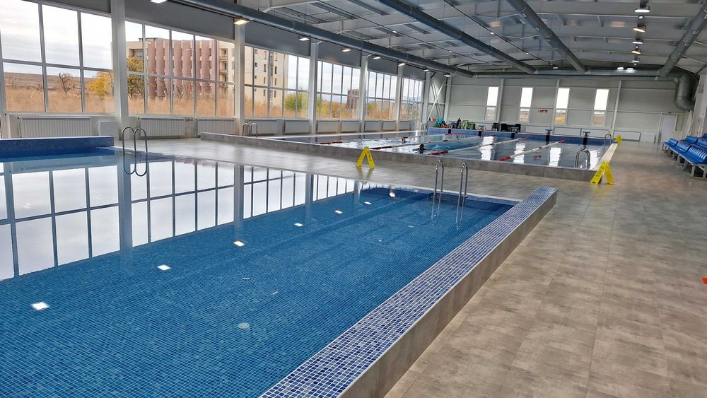 Закрит плувен басейн Хасково