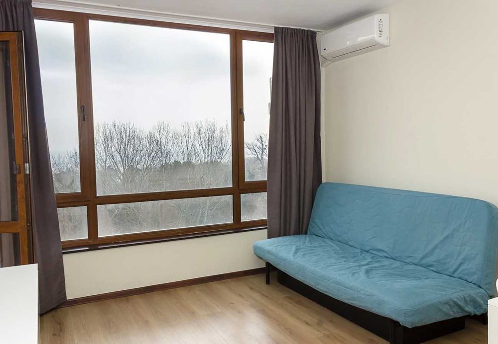 Дава се под наем Двустаен апартамент в к.к. Златни пясъци - 45 кв.м за 400 € - Снимка #1