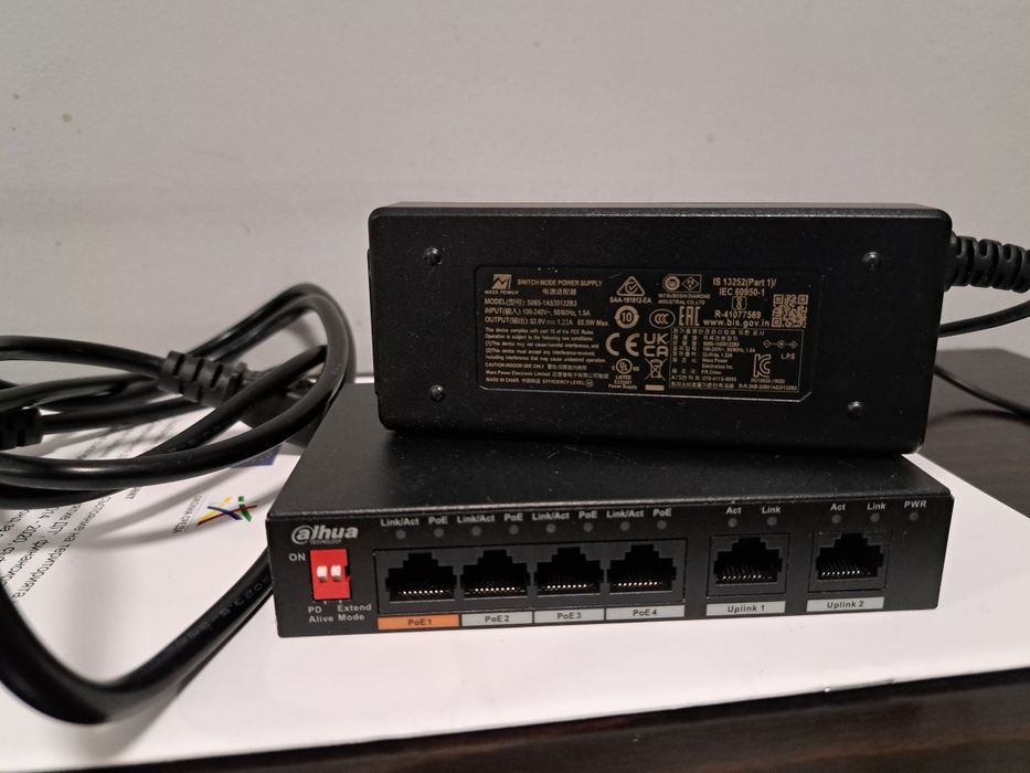 Poe switch Dahua PFS3006,  пое суич Дахуа. 4+2 порта, 250m, 30W