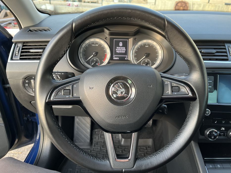 SKODA Octavia 2018 — imagine 5