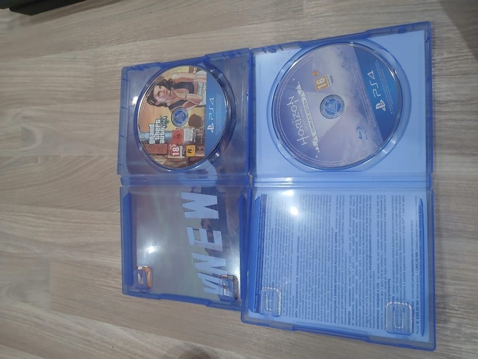 Продам playstation 4 slim 1tb