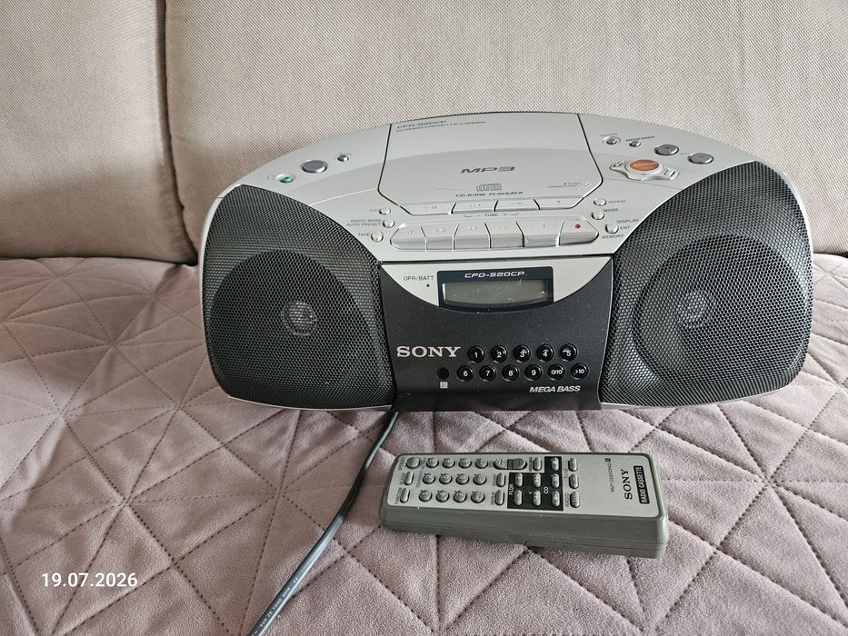 Radio-casetofon cu CD si MP3 Sony