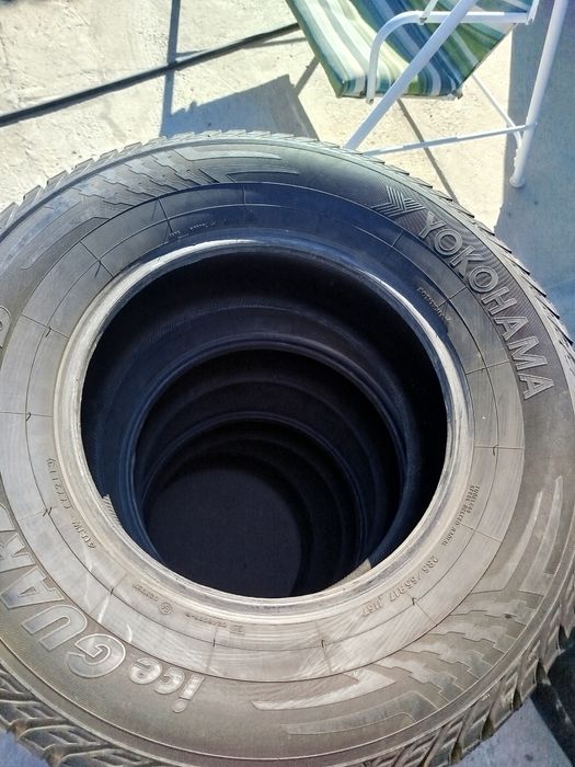 Yokohama Ice Guard 285/65/R17
