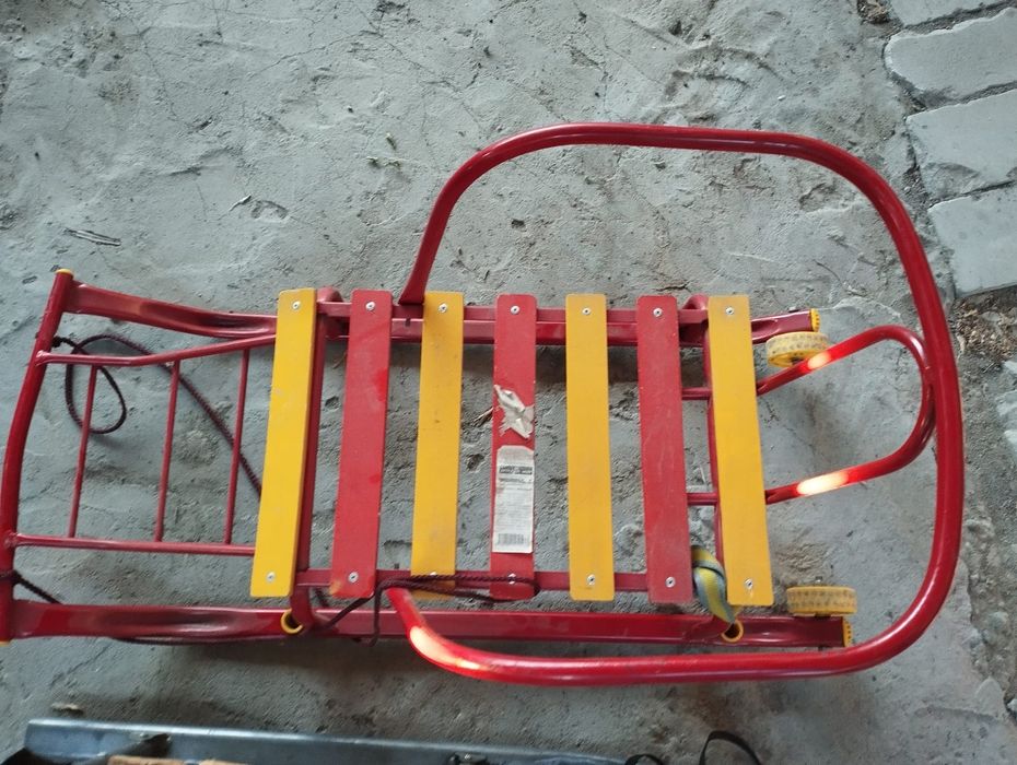 Продам санки в отличном состоянии