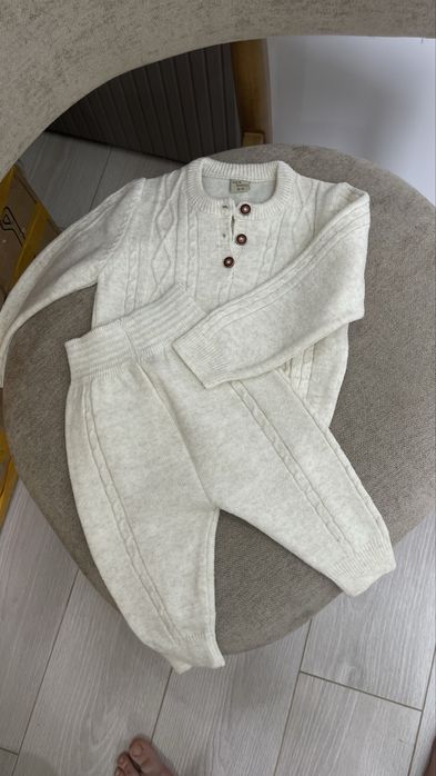 Продам Детскую  одежду