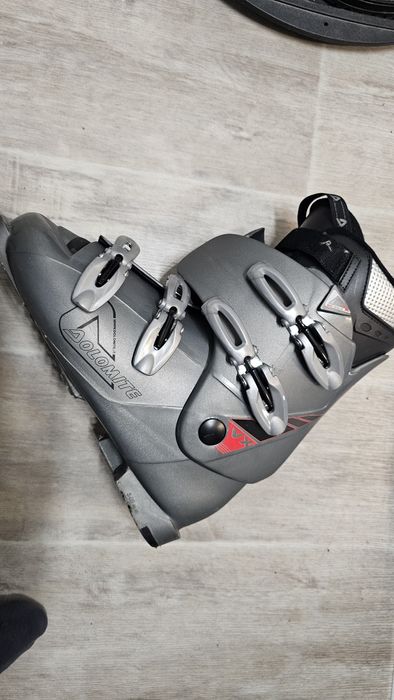 Ботинки лыжные продам