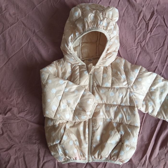 Весенняя  куртка  90 см