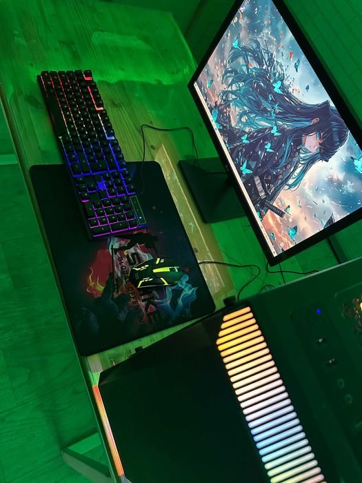 В полном комплекте игровой компьютер