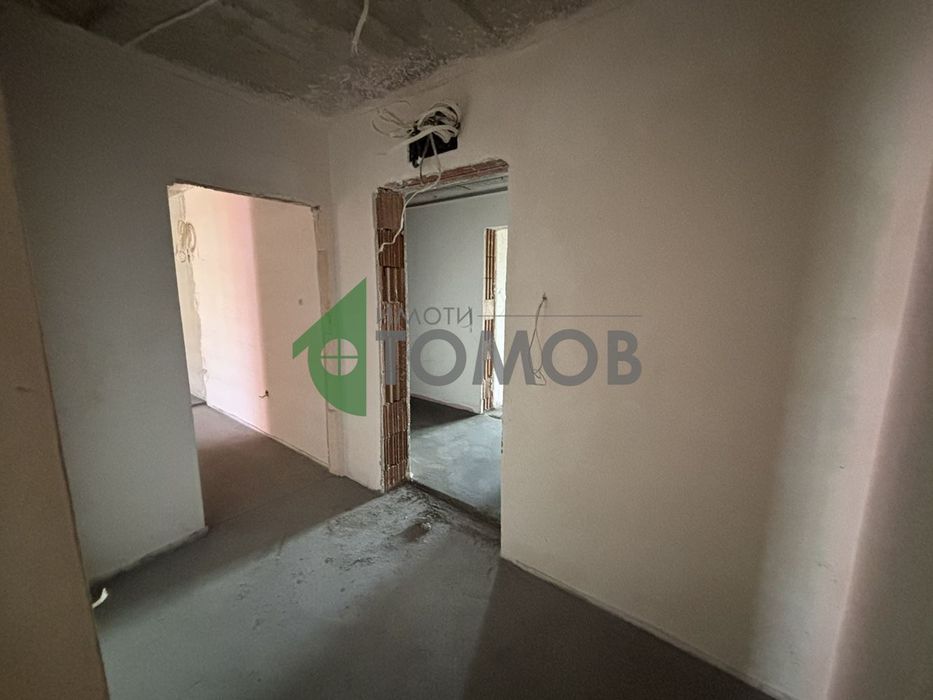 Просторен многостаен апартамент в кв. Аязмо