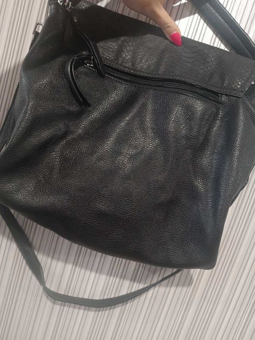 Дамска черна чанта tendenz