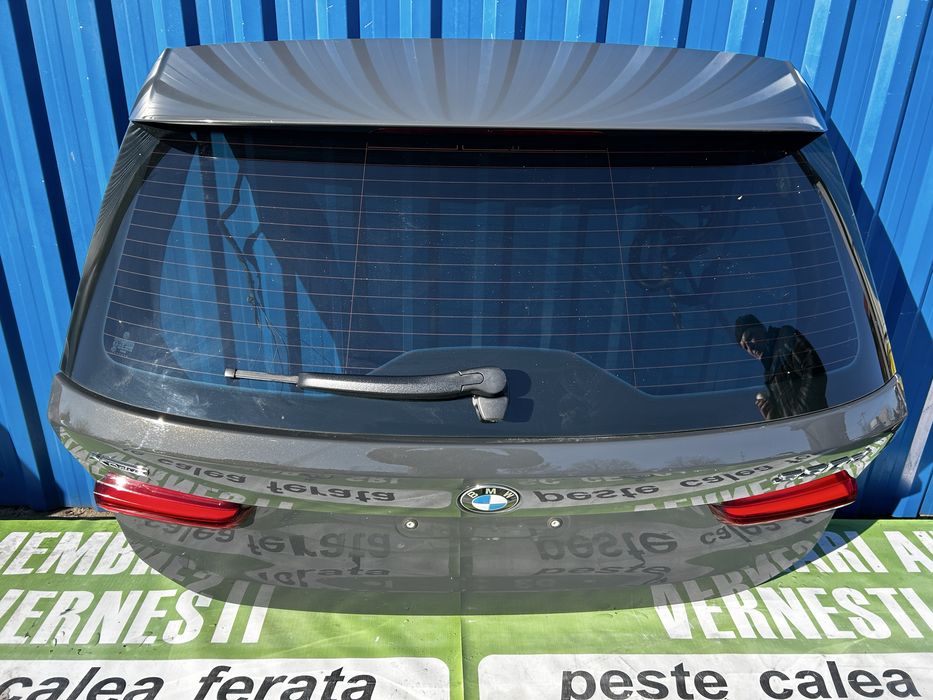 Haion cu lunetă BMW G21
