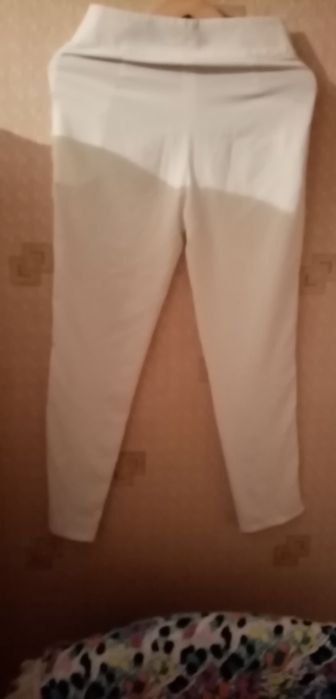 Продаётся женская одежда, на худенькую девушку.