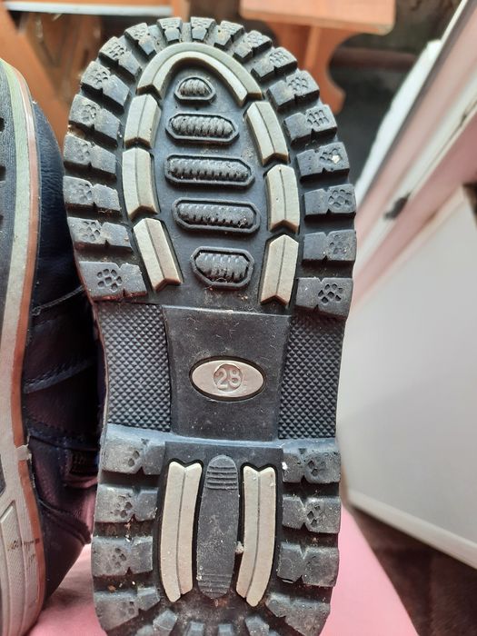 Продаю сапожки детские