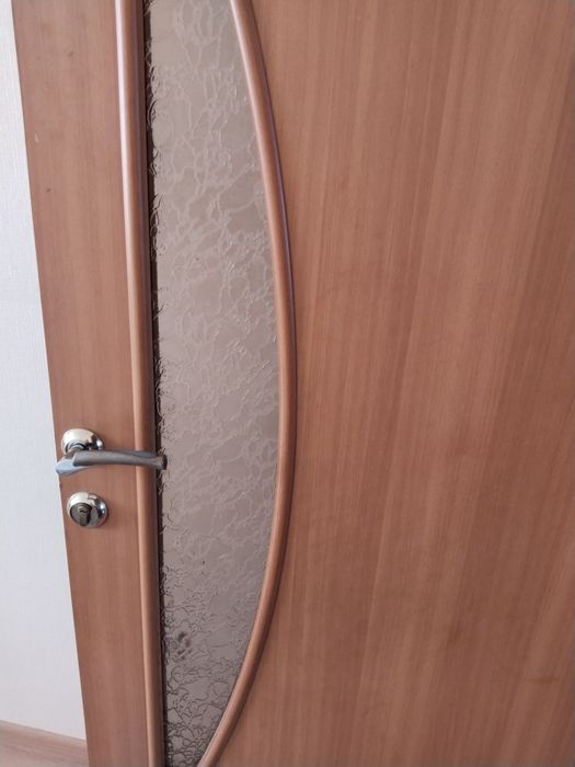 Межкомнатные двери б/у