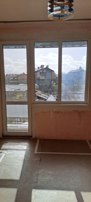 Продавам ПВЦ бяла дограма