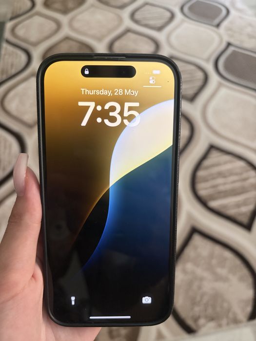 Iphone 15 pro 218GB