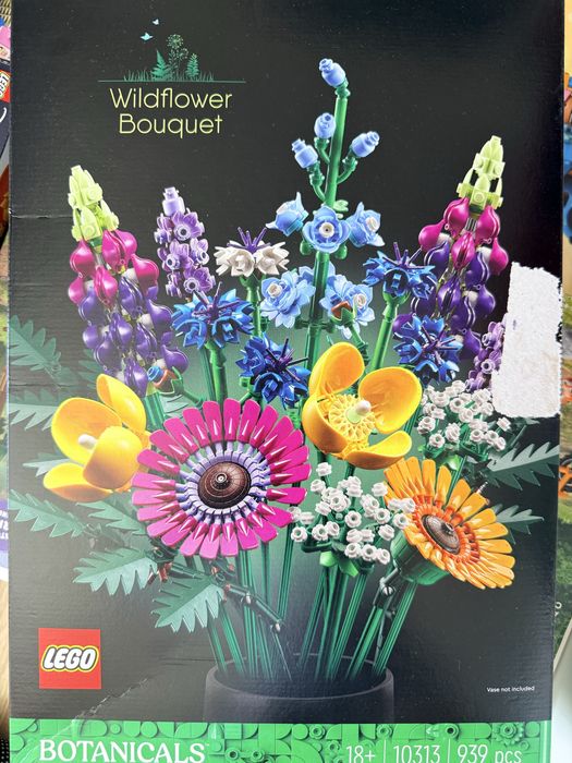 Lego Wildflower bouquet 18+