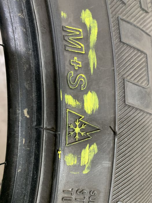 Set 245 45 18 de iarnă