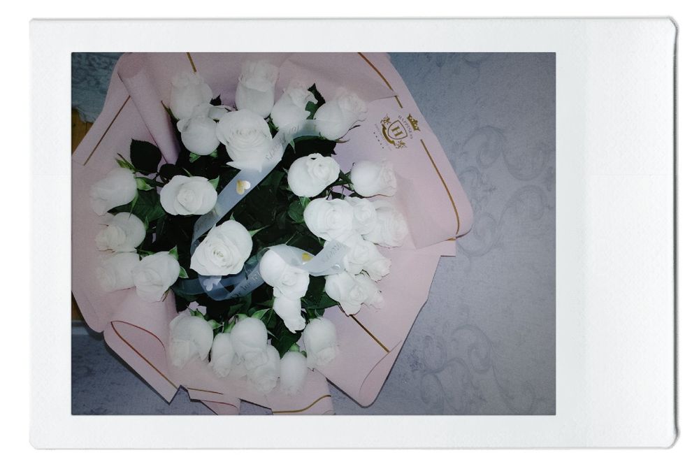 Белая роза 31 шт