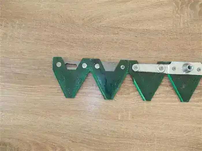 Lama de taiere 19 dinti BCS Bertolini Bedogni prindere dreapta