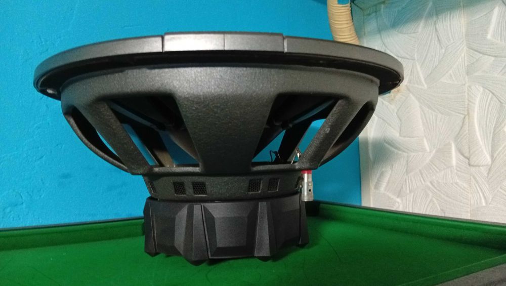 Басс Kicker 2x12 rms2x300