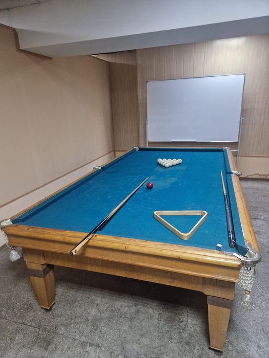 Продам бильярдный стол