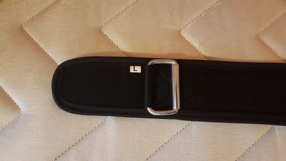 Колан за вдигане на тежести