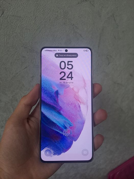 Продается Samsung S21, в очень хорошем состояний