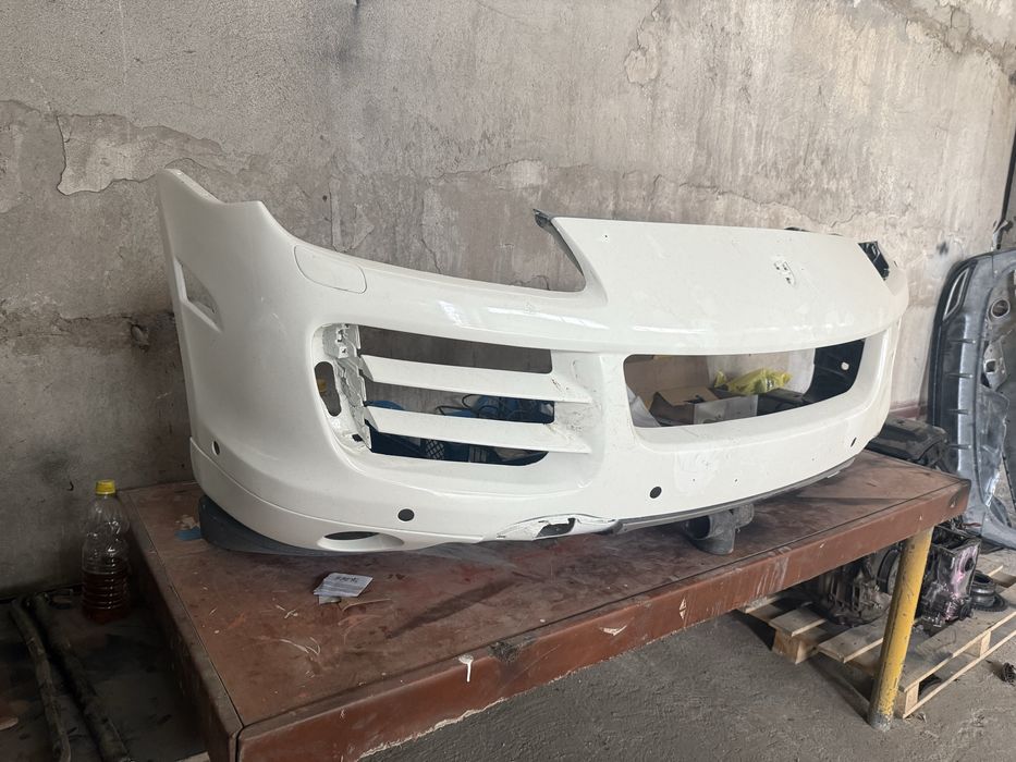 Продам бампер Porsche Cayenne