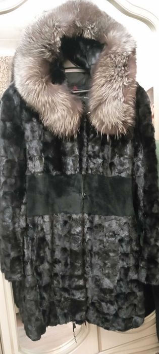 Продам Шубу норковую