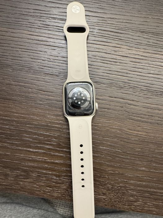 Apple Watch Series 9 Starlight 41 mm,Aluminium and Ceramic Case,Gps