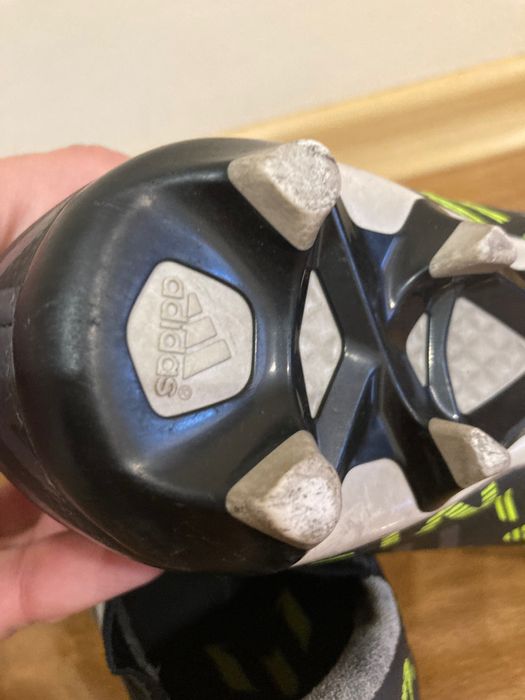 Футболни бутонки 36 номер Messi Adidas