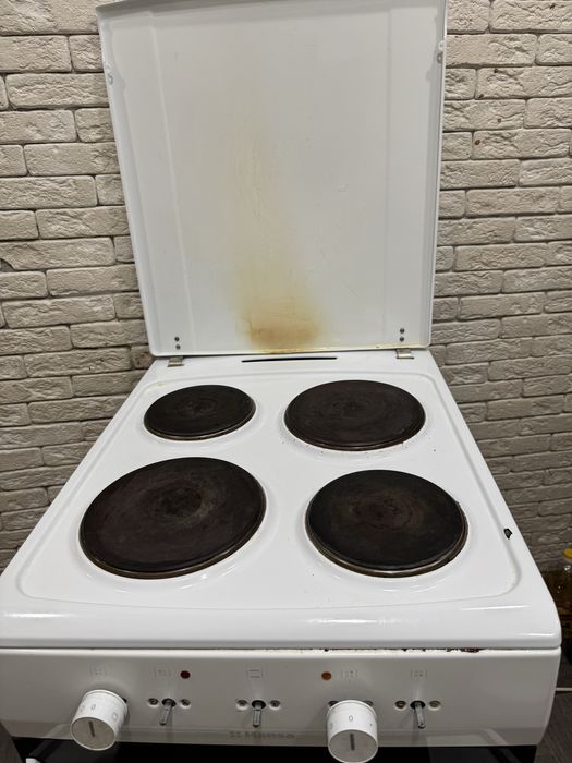 Продам плитку Hansa  в отличном состоянии