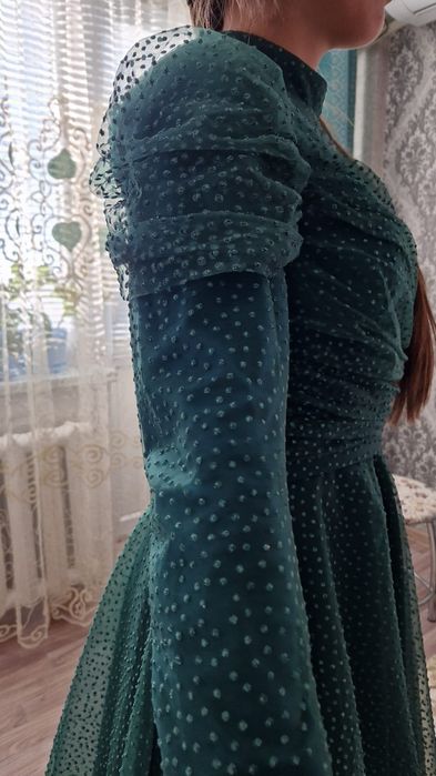 Продаётся вечерние платье