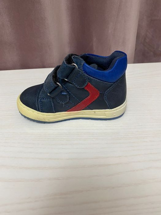 Ботинка для мальчика