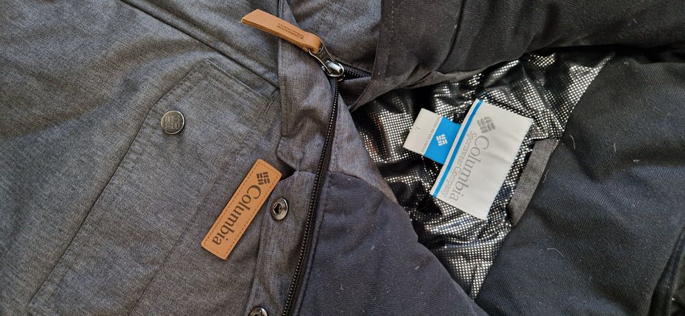 Greaca Columbia bonneville hooded down jacket