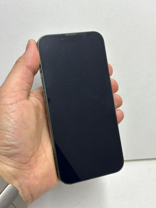 Продам Айфон 13 128г