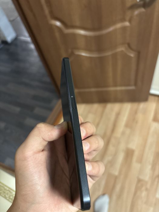 Oppo A77s продаю