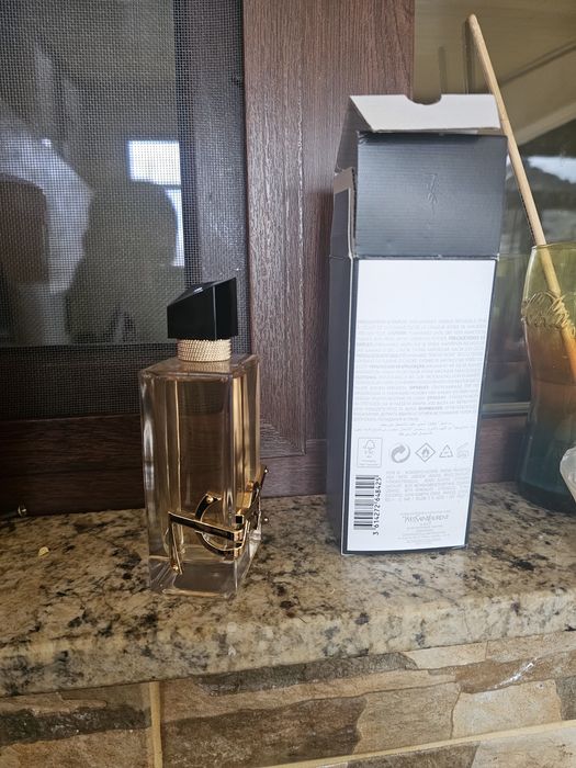 Parfumuri mai multe modele