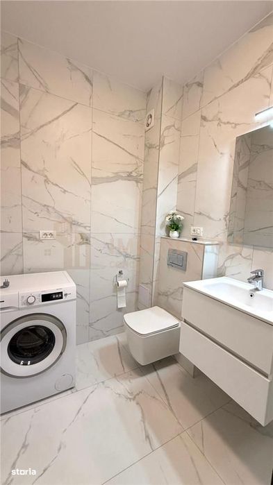 Apartament 2 camere cu curte proprie- Centrul Vechi, prima inchiriere