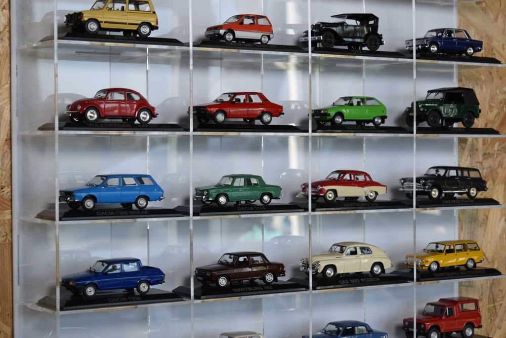 Suport expunere acrilic-tip fagure-machete 1:43-Masini de legenda