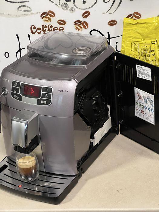 Кафемашина кафе автомат Saeco intelia с гаранция
