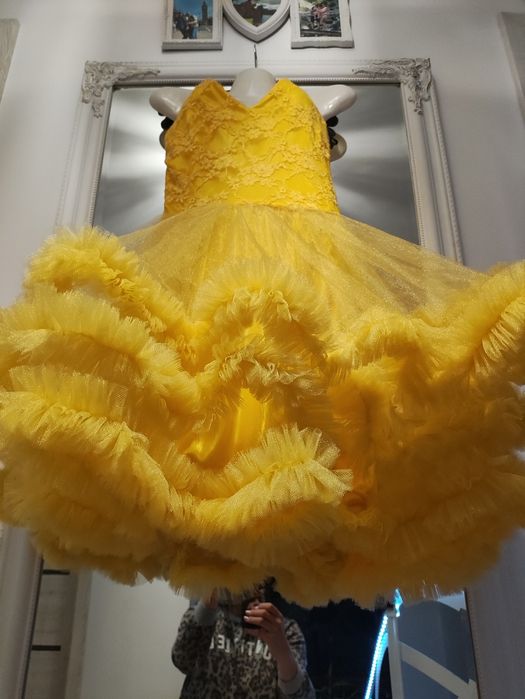 Rochie galbena nunta /botez