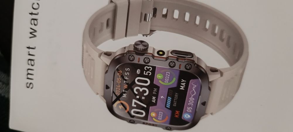 Смарт часовник нов