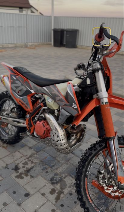 De vanzare ktm 300  2017